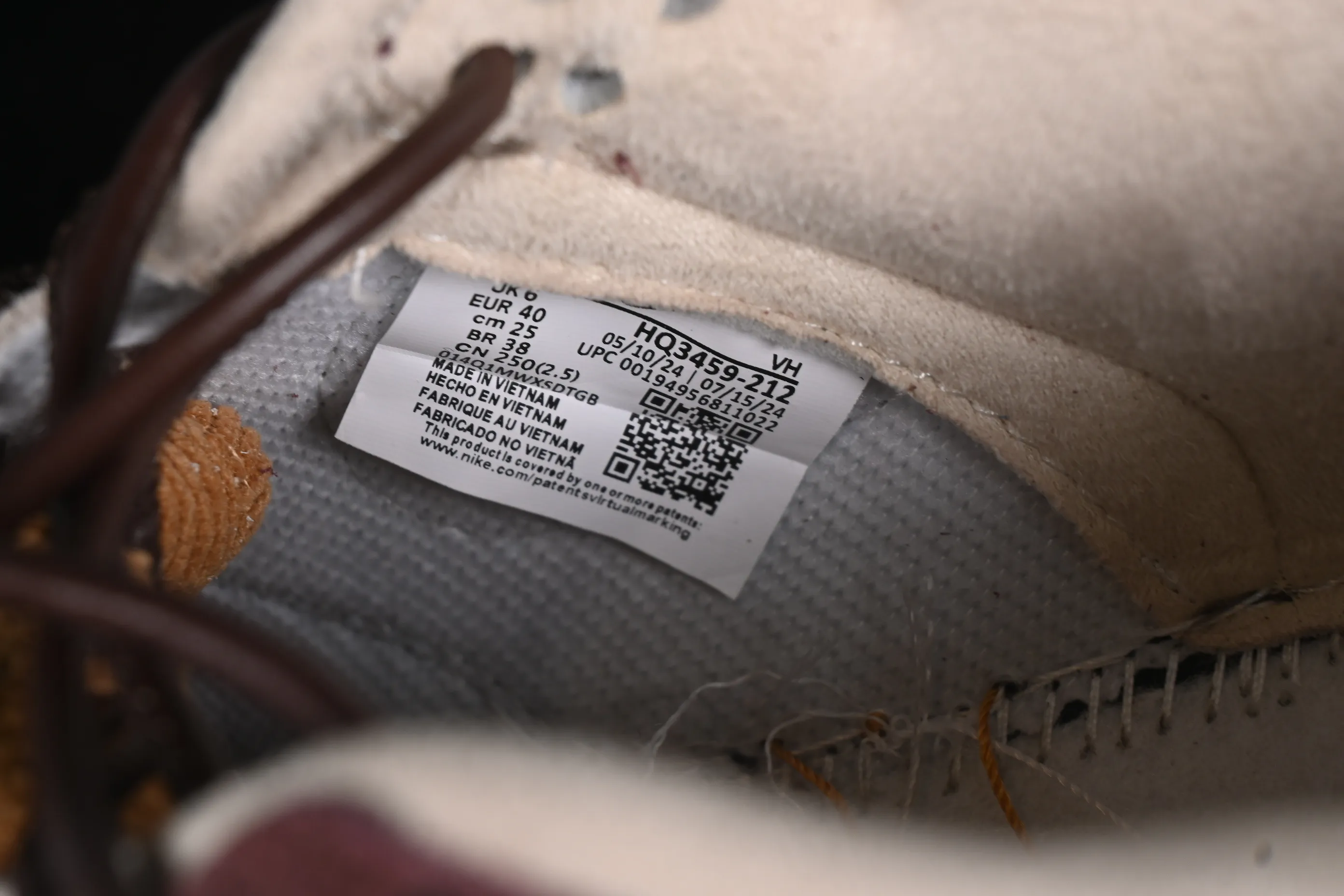 All categories Nk SB Dunk series Nk SB Dunk Low low-top sneakers Nk Dunk Low "Love & Peace" Autumn and winter retro brown low-top casual sneakers HQ3459-212